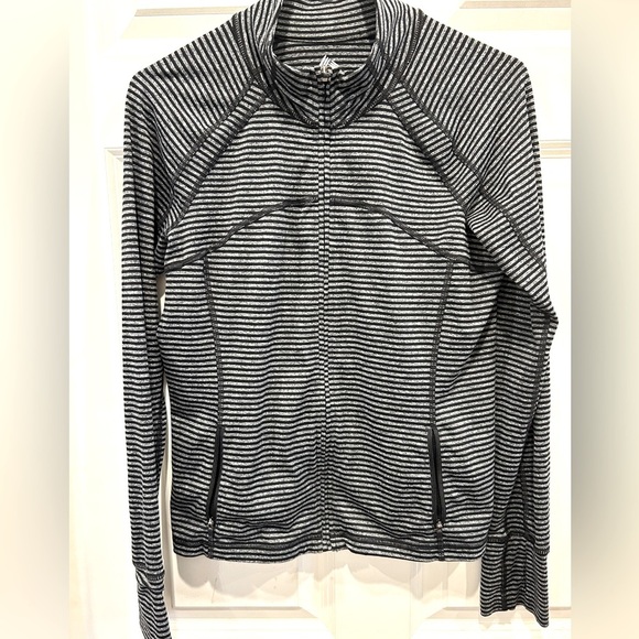 RBX Black and Gray Zip Up‎ Jacket Pockets Activewear size Small - Picture 1 of 4